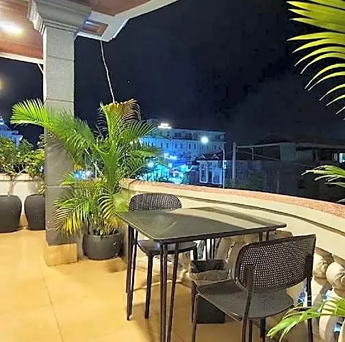Hotel Archaic House