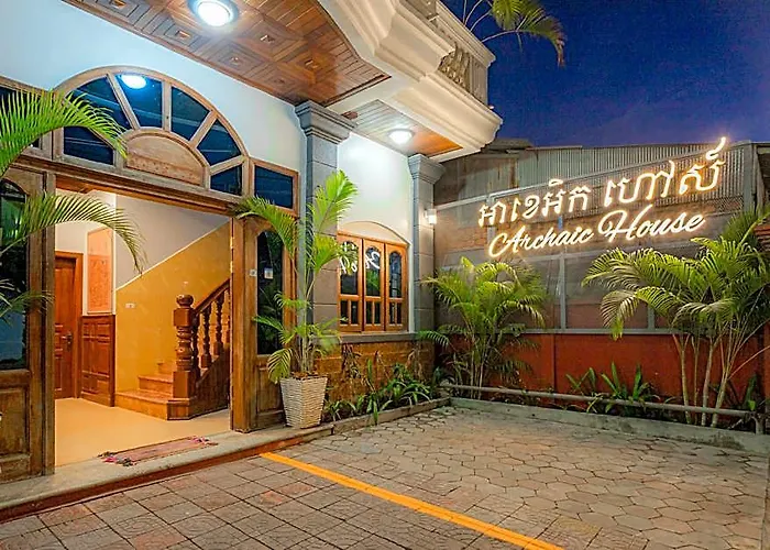 Archaic House Hotel 2*