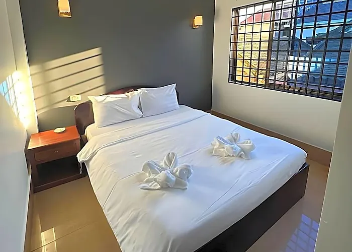 Archaic House Hotel